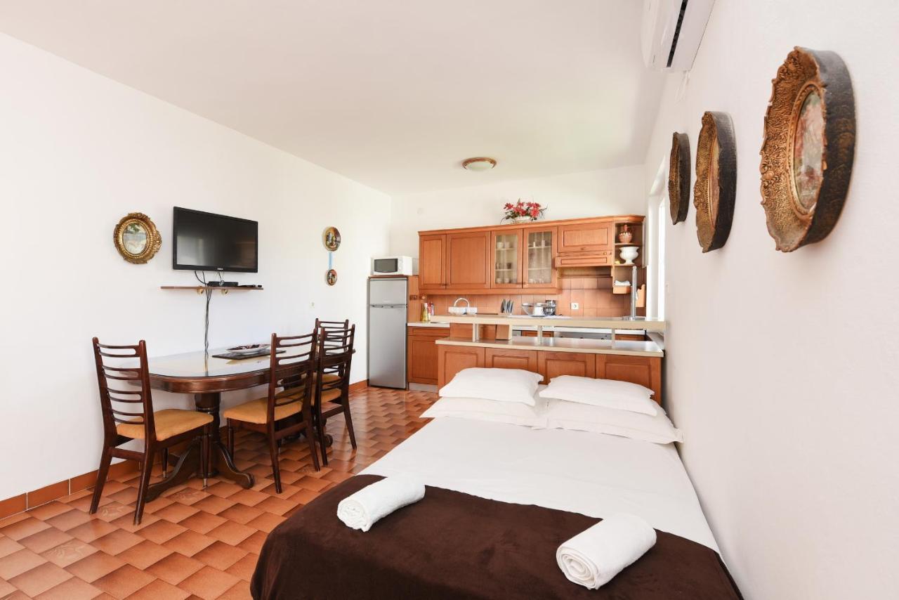 Apartment Sonja Затон Екстер'єр фото