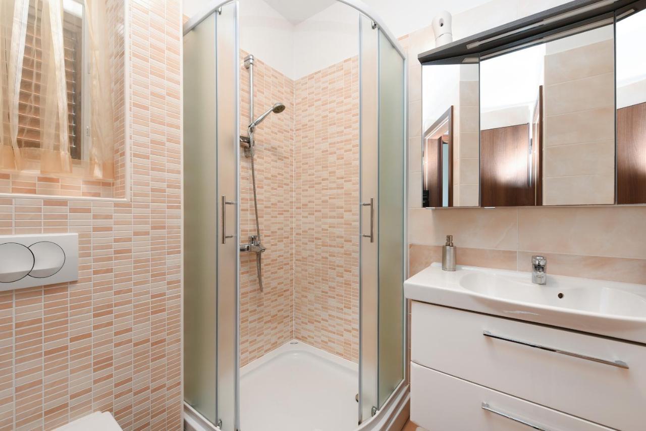 Apartment Sonja Затон Екстер'єр фото